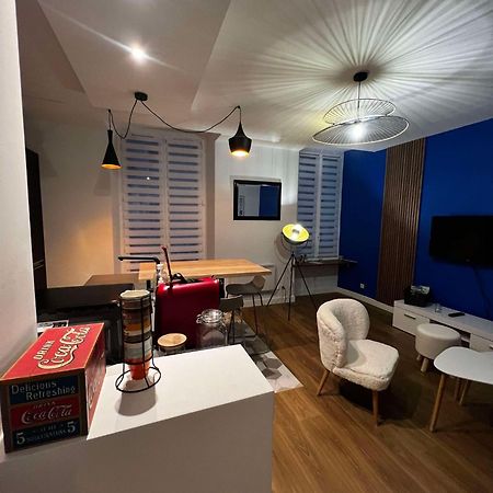Appartement Le Flamboyant - Wifi - Central - Cosy 엑스레뱅 외부 사진